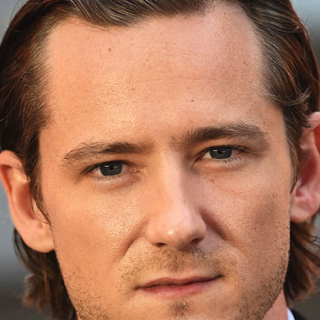 Lewis Pullman